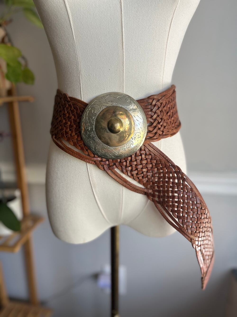 Vintage Y2K Braided Leather Belt Wide Large Round Buckle Brass Silver Size XL